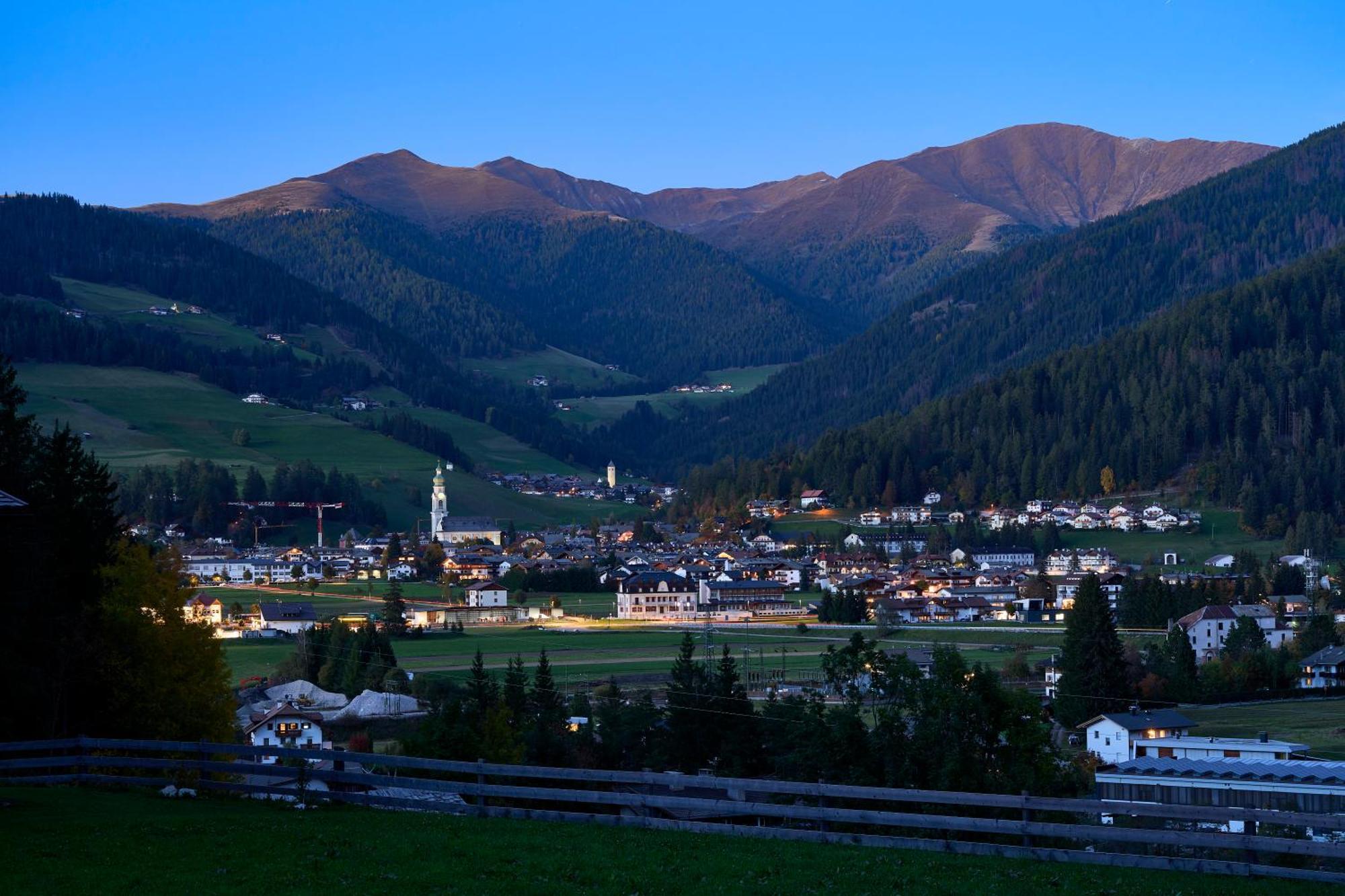 Tubla - Hof Maistatt ดอบบีอาโก ภายนอก รูปภาพ